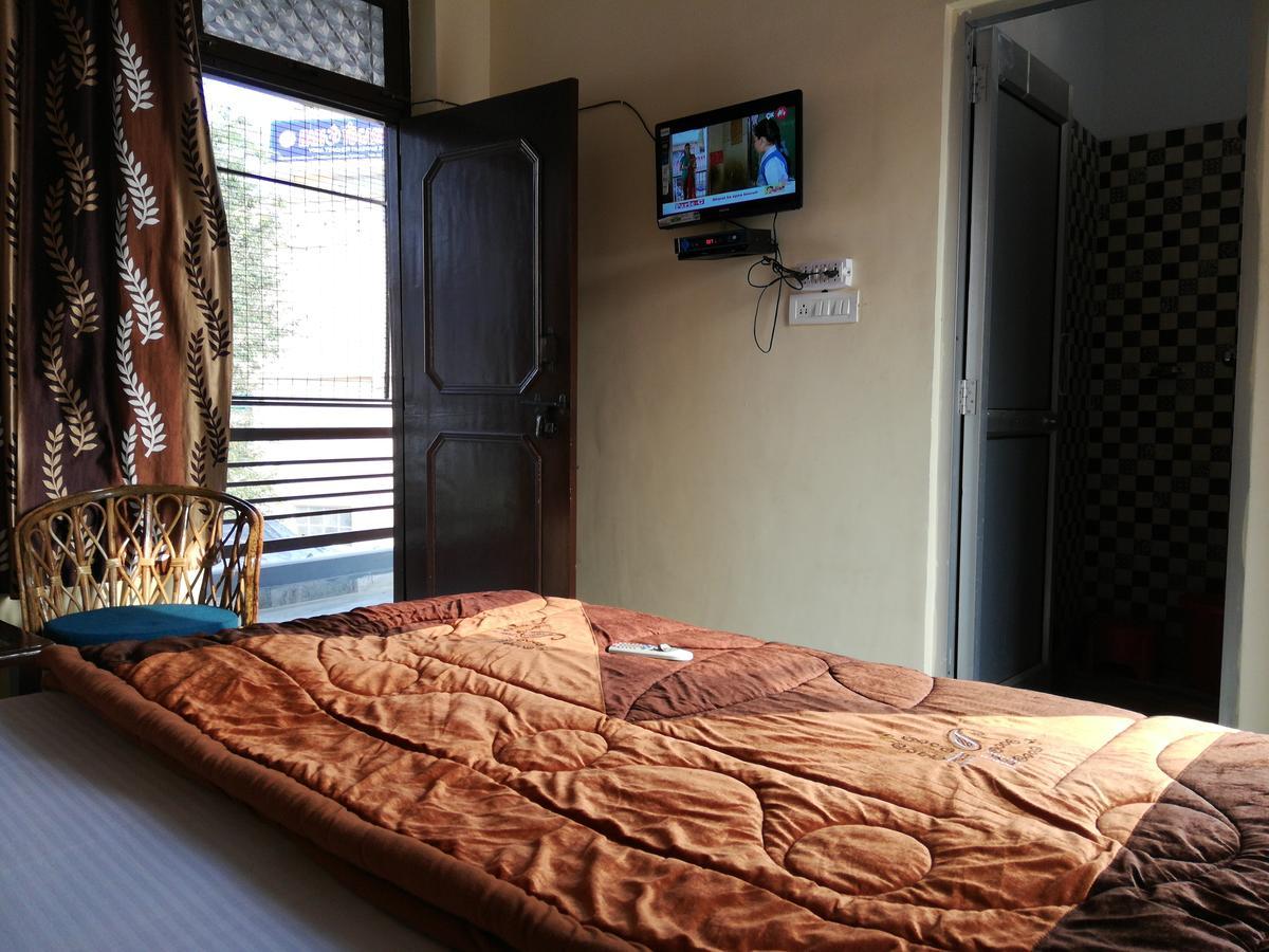 Rishīkesh Raahi The Travellers Nest酒店 外观 照片